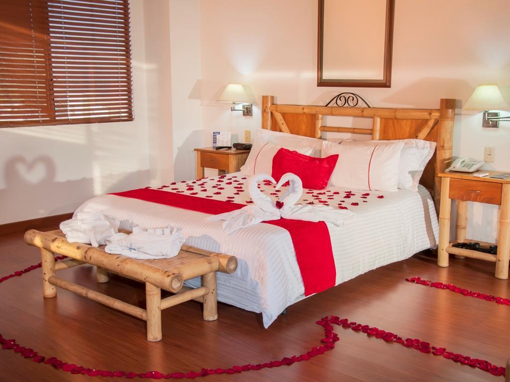 Armenia Hotel Экстерьер фото